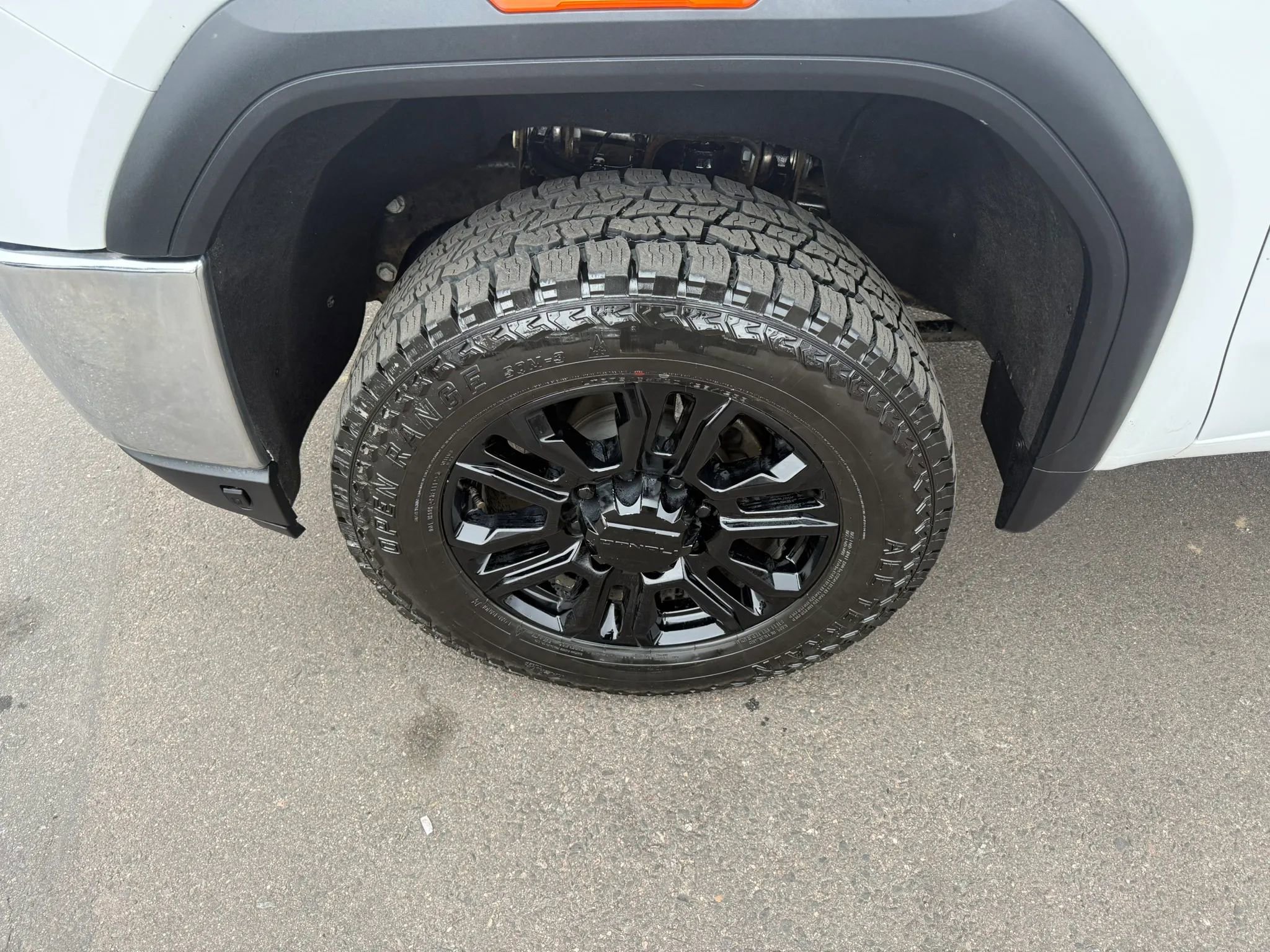 Used 2023 GMC Sierra 2500 Pro w/ Convenience Package image 17