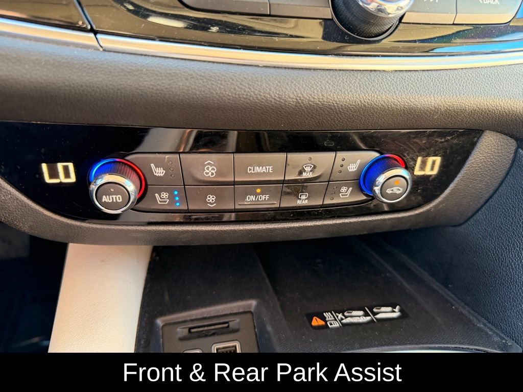 Used 2023 Buick Enclave Avenir FWD image 21