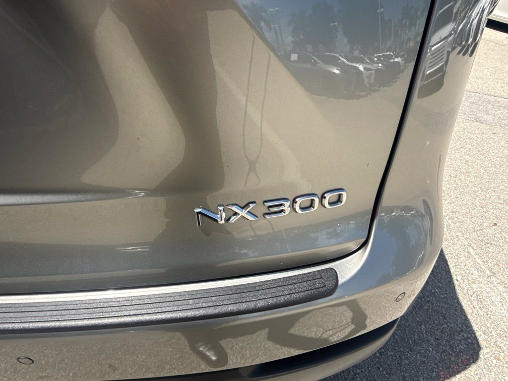 Used 2018 Lexus NX 300 AWD w/ Premium Package image 10