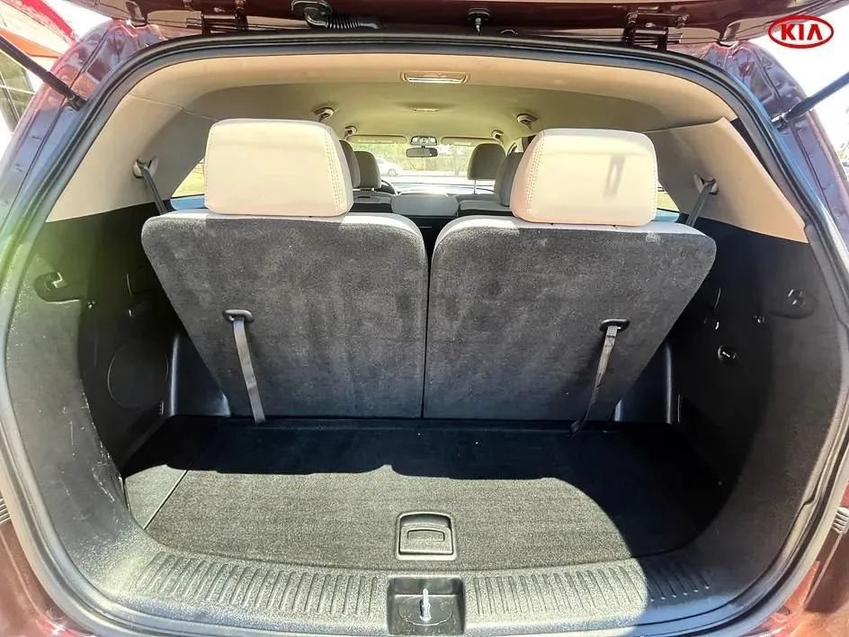 Used 2019 Kia Sorento FWD V6 image 14