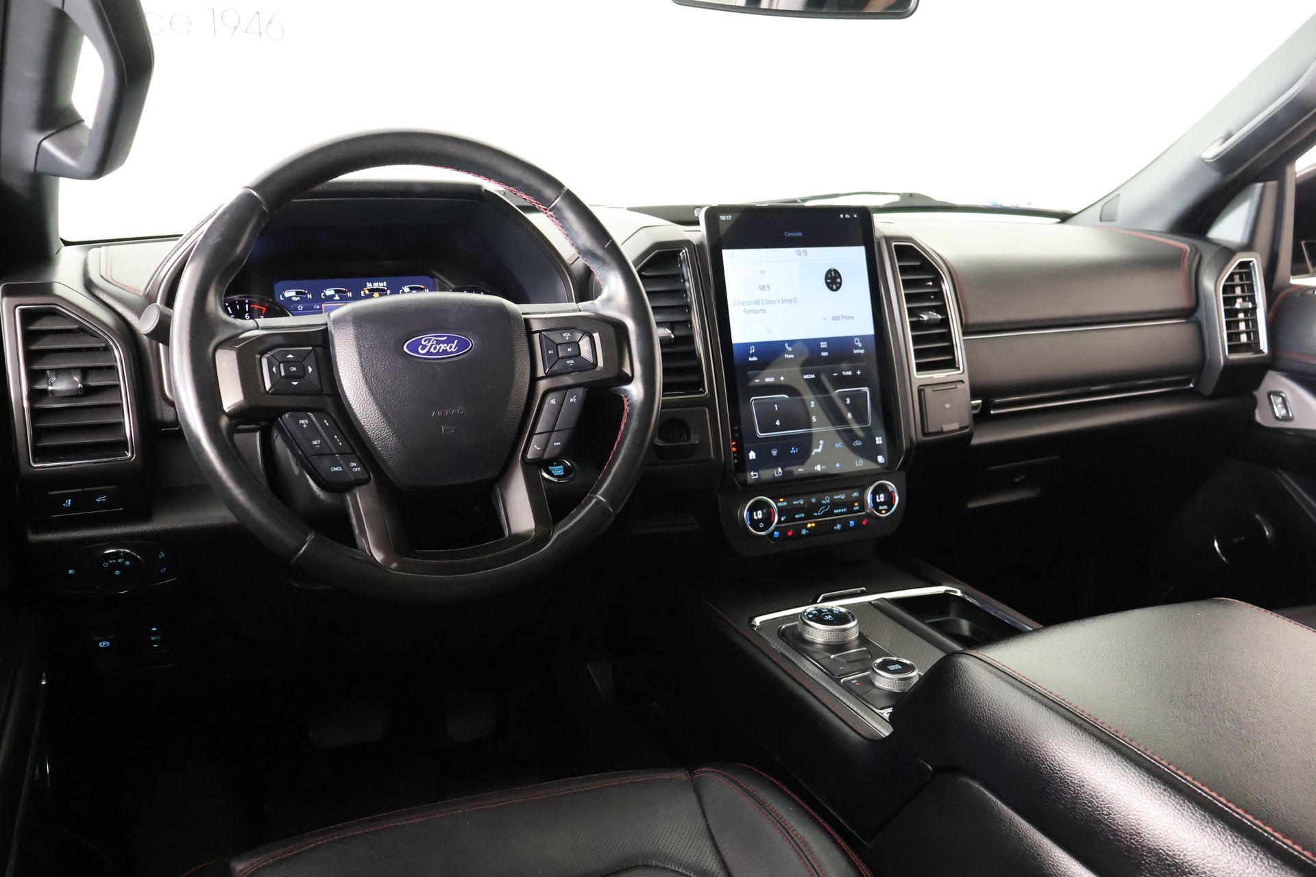 Used 2020 Ford Expedition Limited w/ Equipment Group 303A AWD/4WD image 2