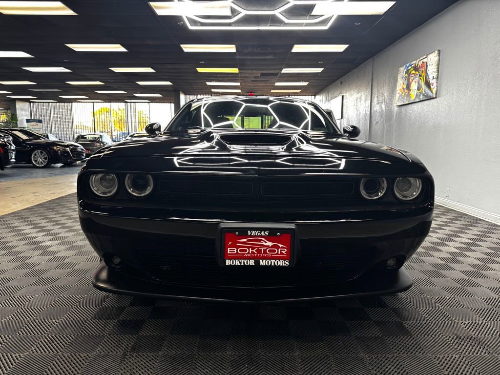 Used 2019 Dodge Challenger GT w/ Blacktop Package RWD image 4