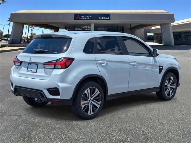 New 2025 Mitsubishi Outlander Sport ES image 3