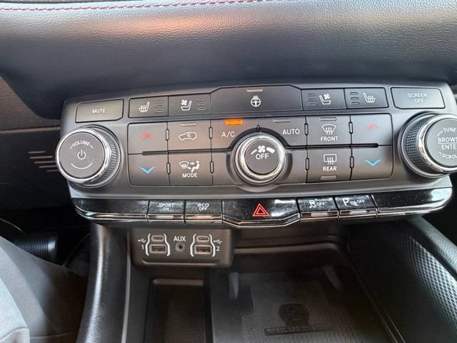 Used 2021 Dodge Durango R/T w/ Blacktop Package AWD/4WD image 19