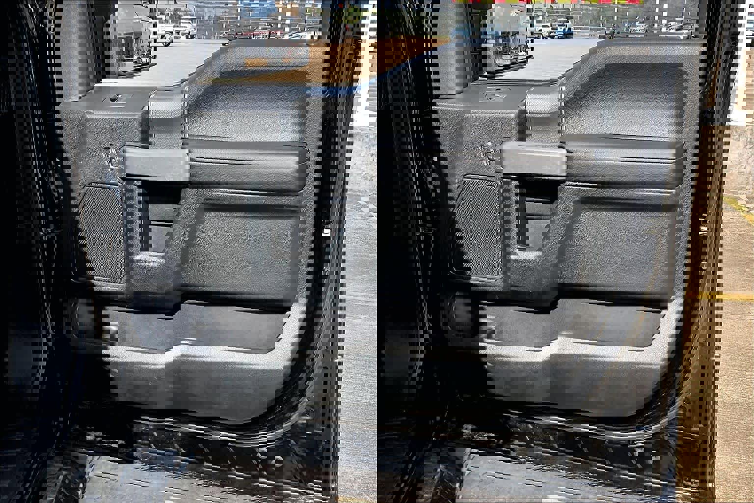 Used 2016 Ford F150 XLT w/ Equipment Group 302A Luxury image 21