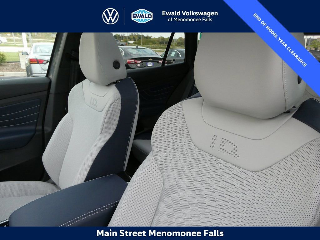 New 2025 Volkswagen ID.4 Pro S image 30
