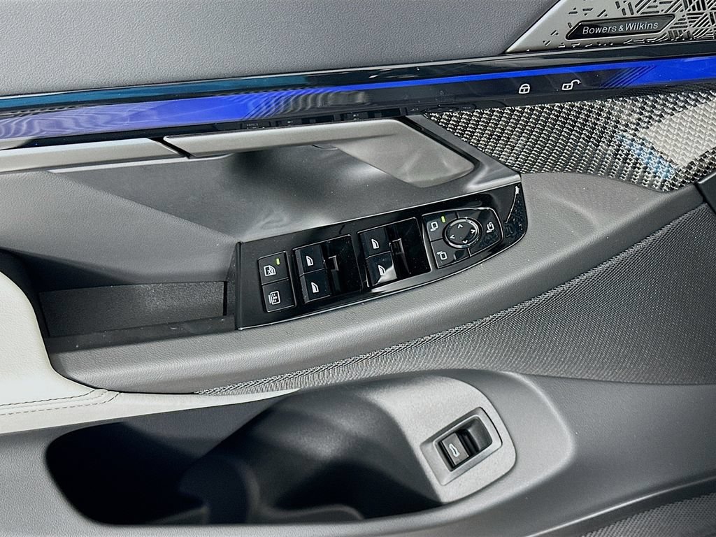New 2026 BMW M5 w/ M Driver's Package AWD/4WD image 20