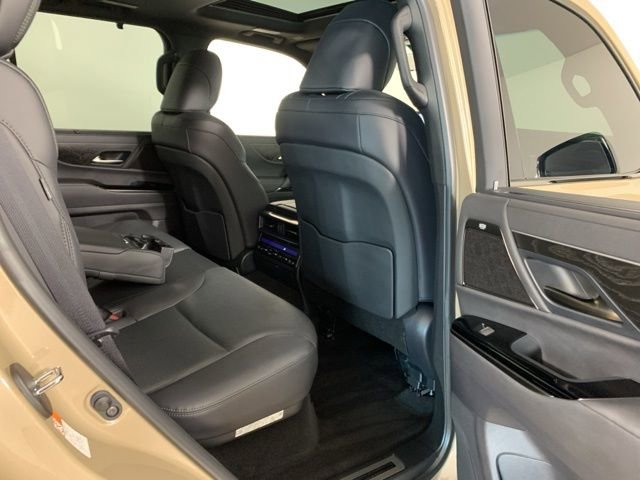 Used 2025 Lexus LX 700h Overtrail image 42