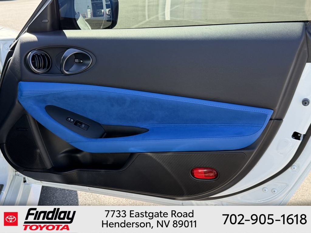 Used 2024 Nissan Z Performance w/ Floor Mat Package RWD image 15