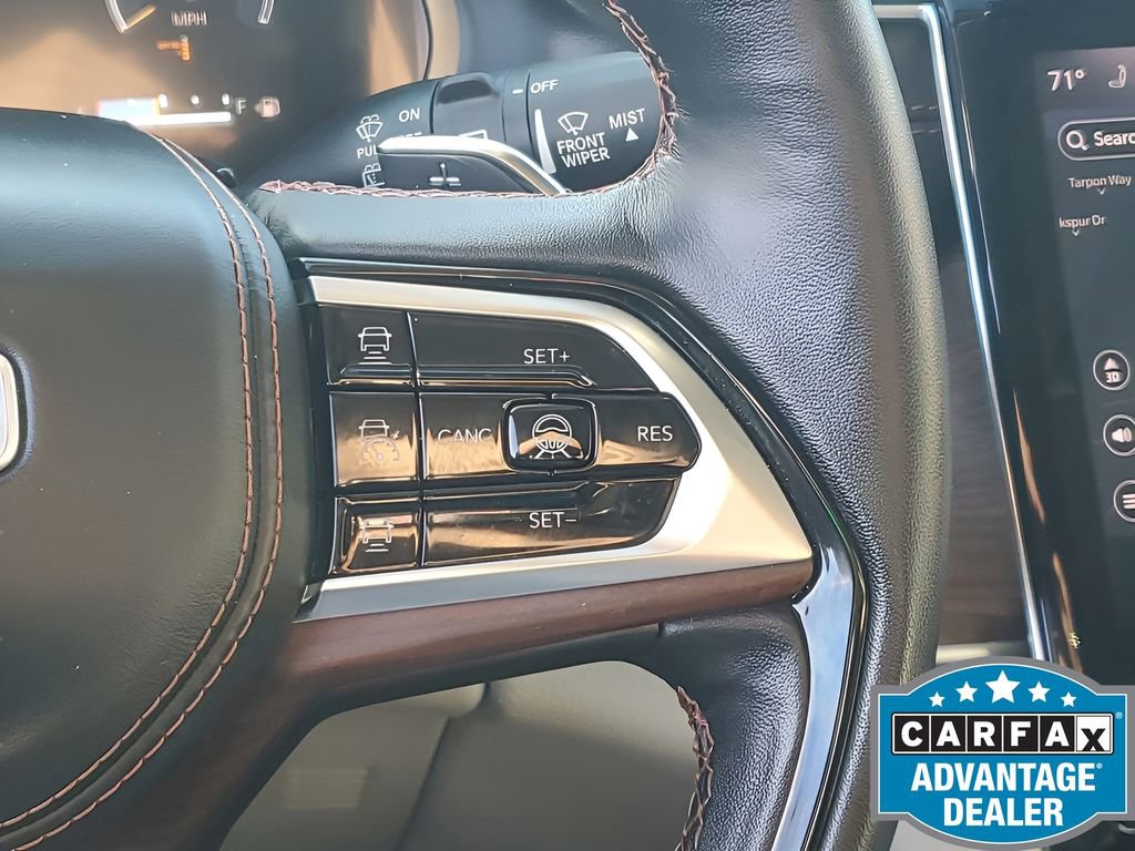 Used 2023 Jeep Grand Cherokee L Summit w/ Luxury Tech Group V image 40