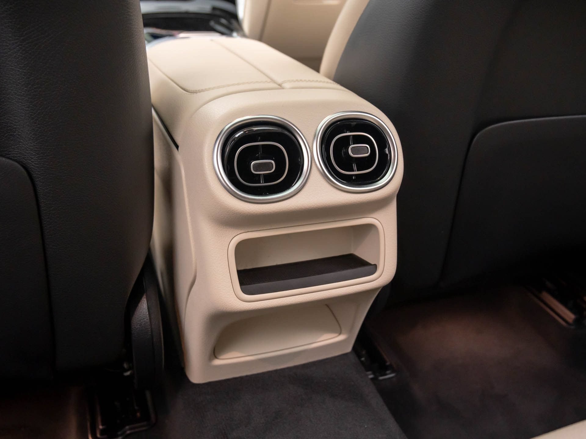 New 2026 Mercedes-Benz GLC 300 4MATIC image 18