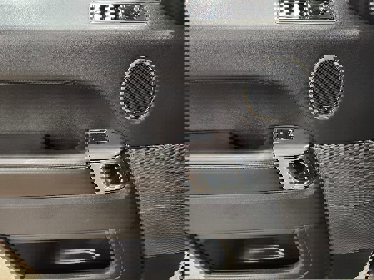 Used 2019 Land Rover Range Rover Sport HSE image 43