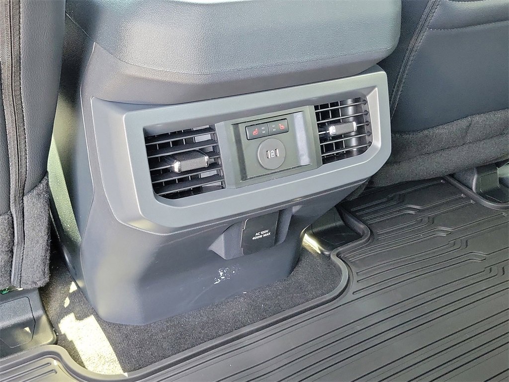 New 2026 Ford F250 4x4 Crew Cab Super Duty image 10