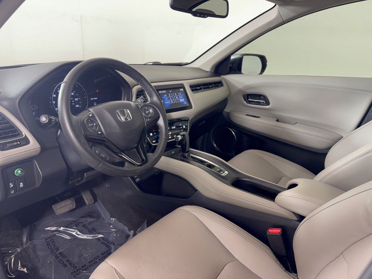 Used 2022 Honda HR-V EX-L image 4