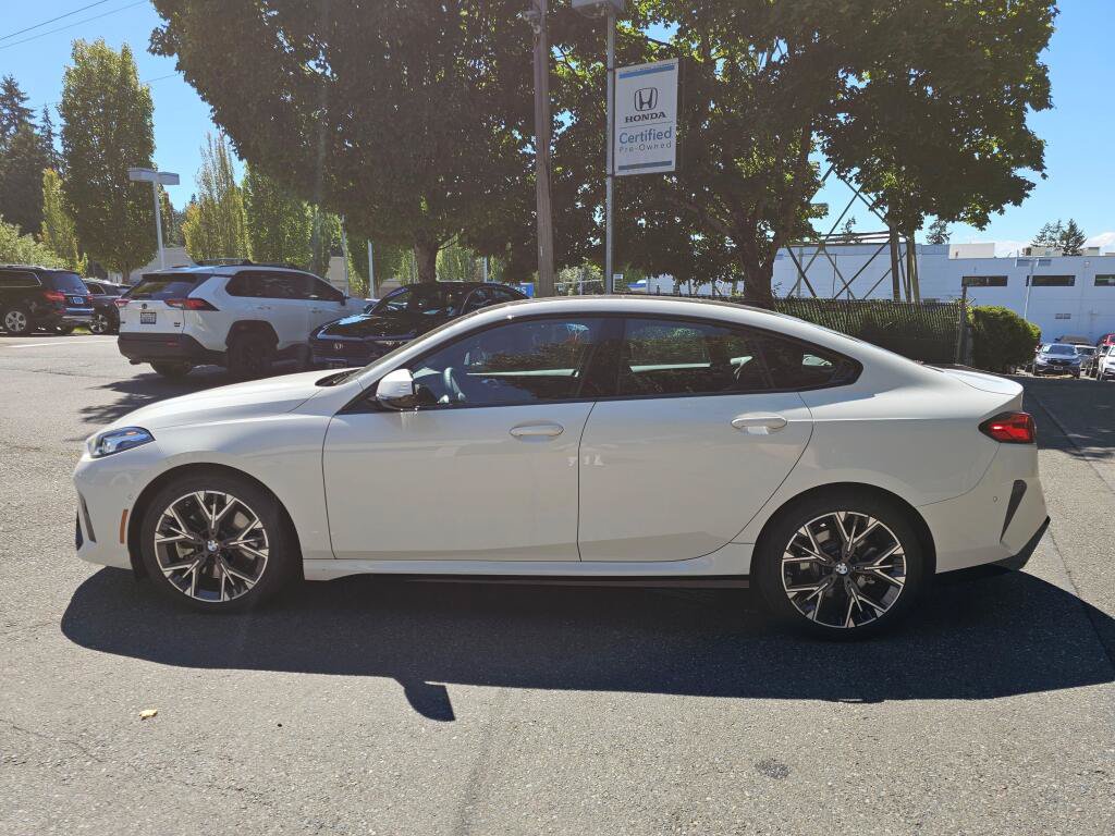 Used 2025 BMW 228i xDrive AWD/4WD image 4