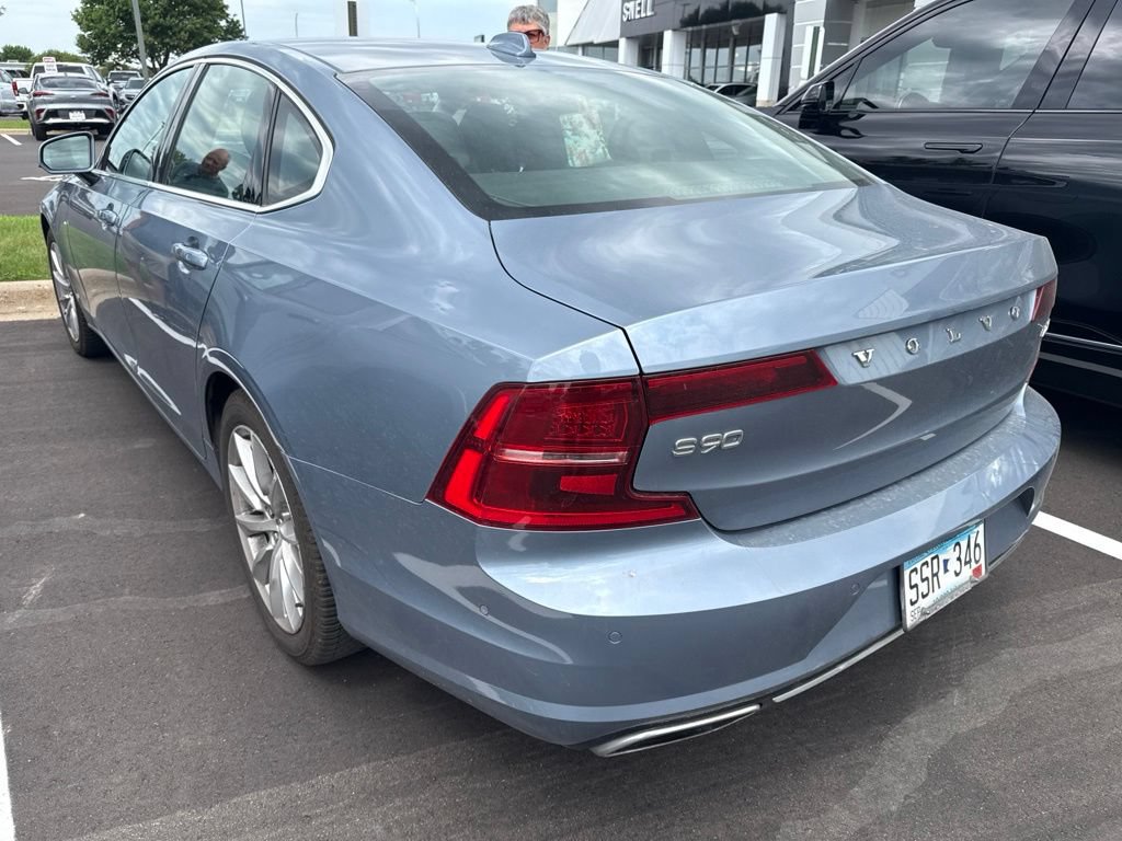 Used 2017 Volvo S90 T6 Momentum w/ Climate Package AWD/4WD image 2