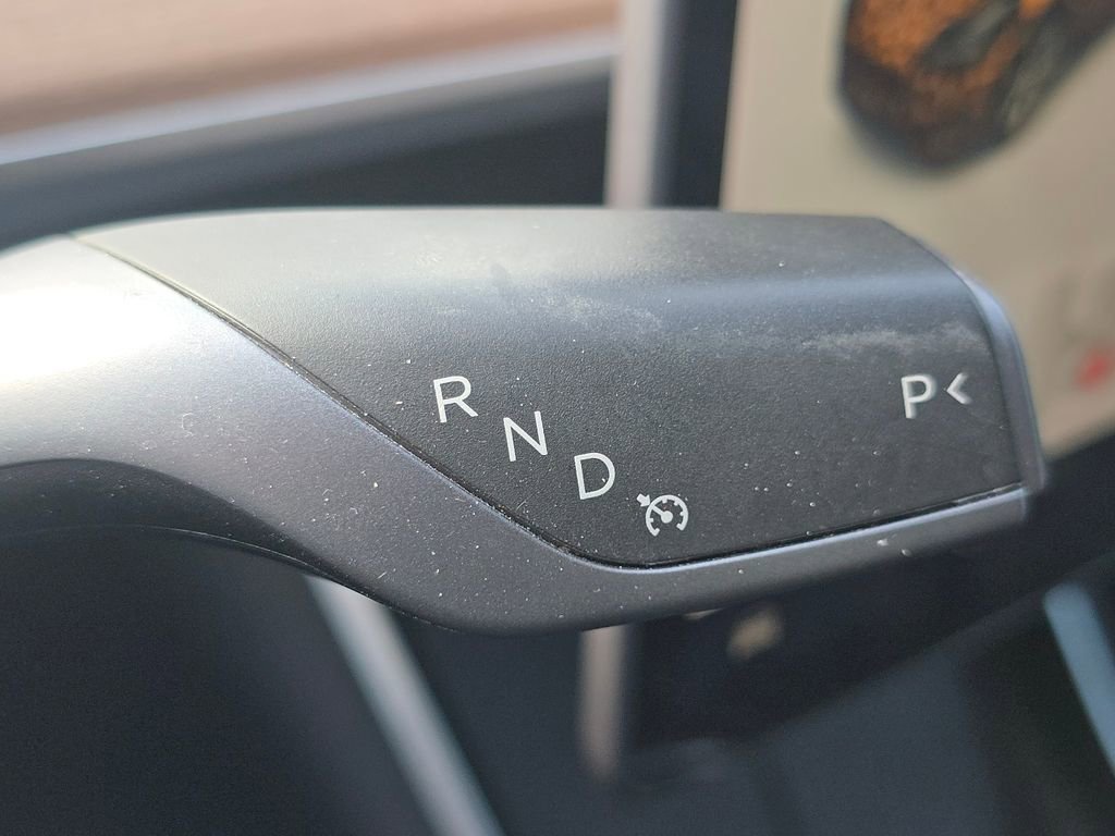 Used 2020 Tesla Model Y Long Range image 31