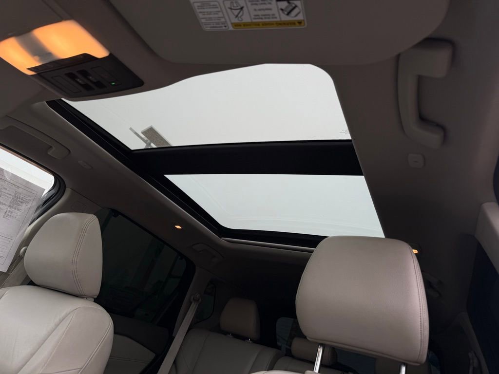 Certified 2023 Nissan Rogue SL w/ SL Premium Package image 17