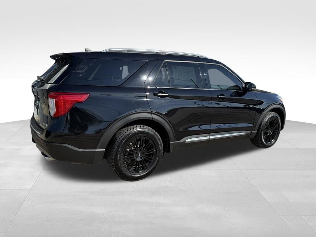 Used 2023 Ford Explorer Platinum w/ Technology Package image 12