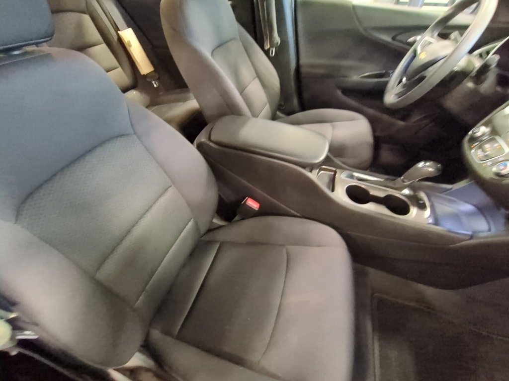 Used 2018 Chevrolet Malibu LS image 16