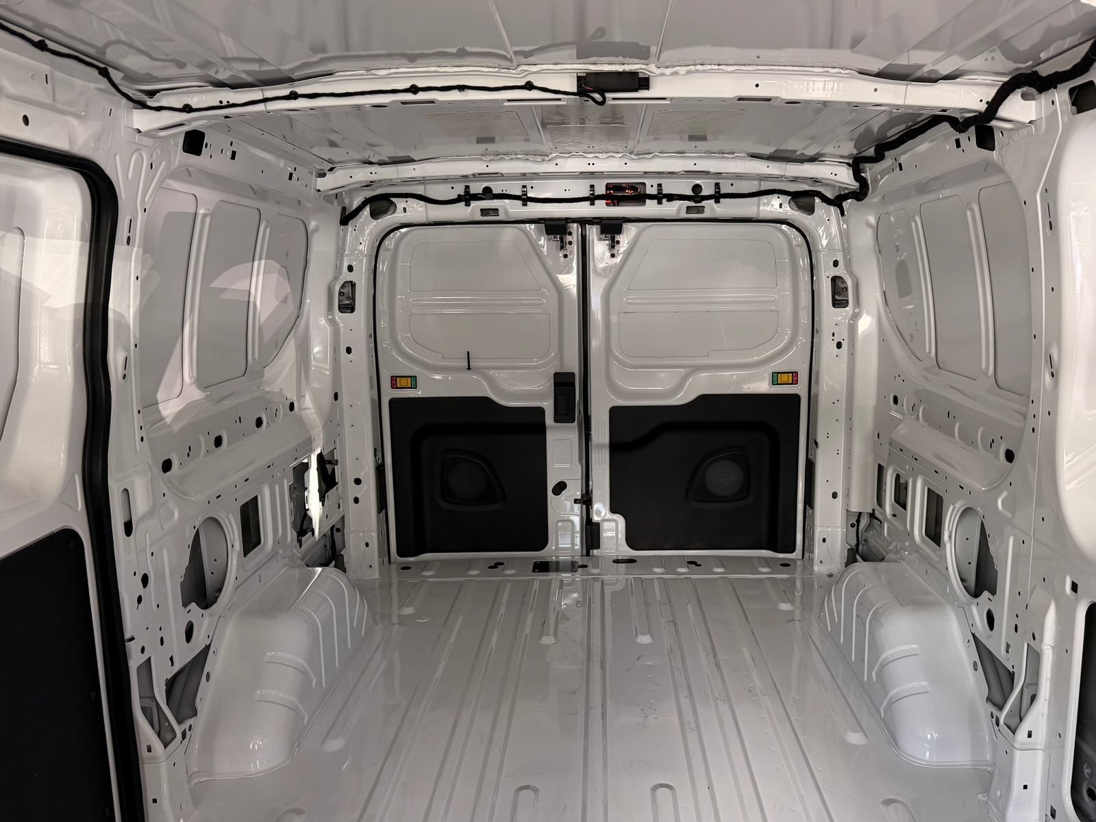 New 2026 Ford Transit 150 Low Roof RWD image 20