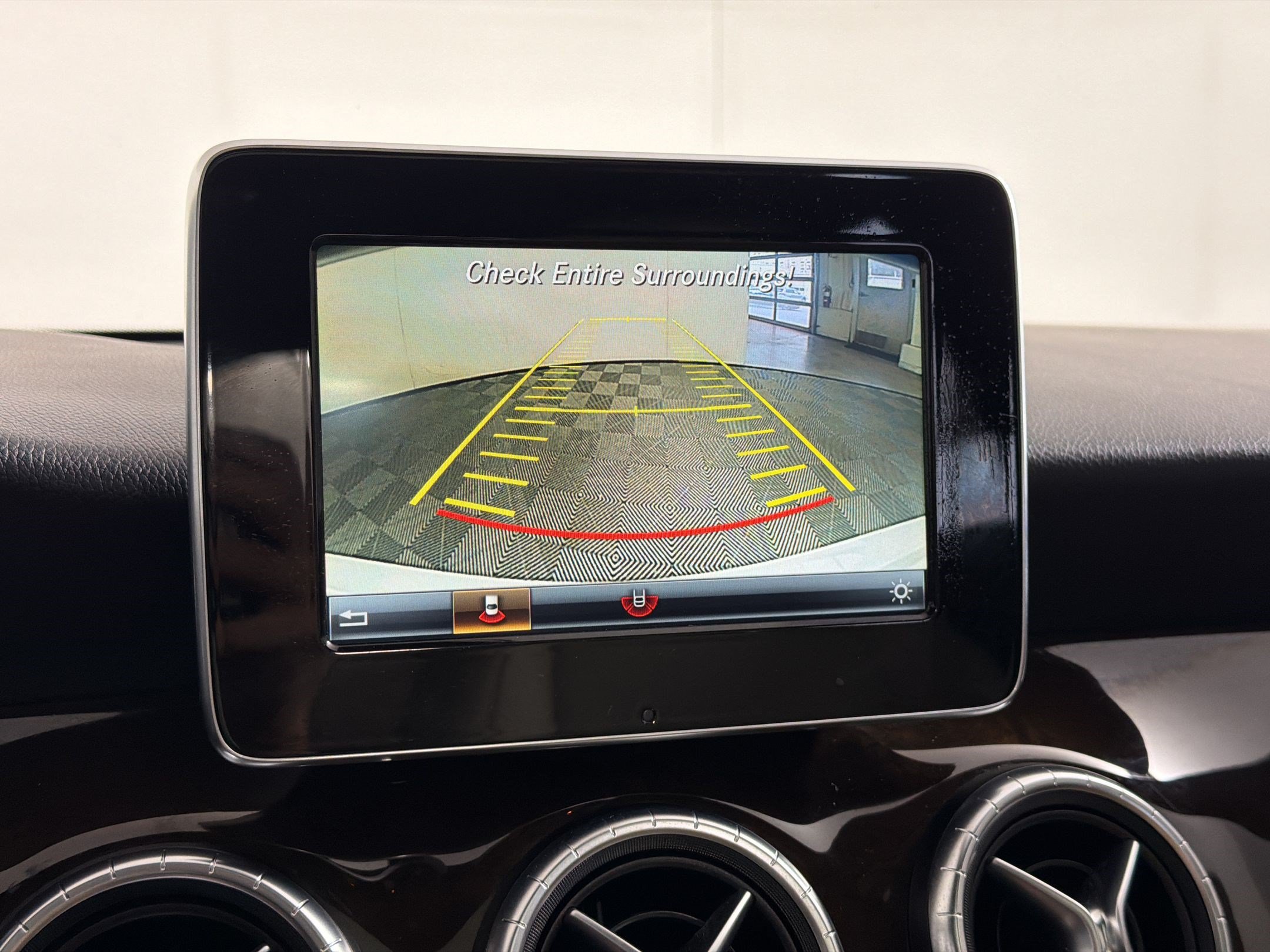 Used 2015 Mercedes-Benz CLA 250 4MATIC image 20