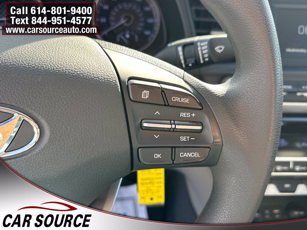 Used 2020 Hyundai Elantra SE FWD image 22