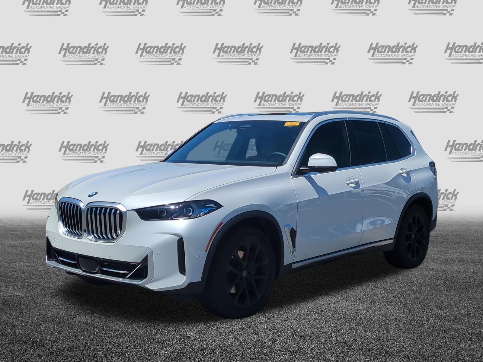 Certified 2024 BMW X5 xDrive40i w/ Premium Package AWD/4WD image 5