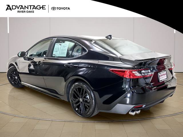 Used 2026 Toyota Camry SE FWD image 5