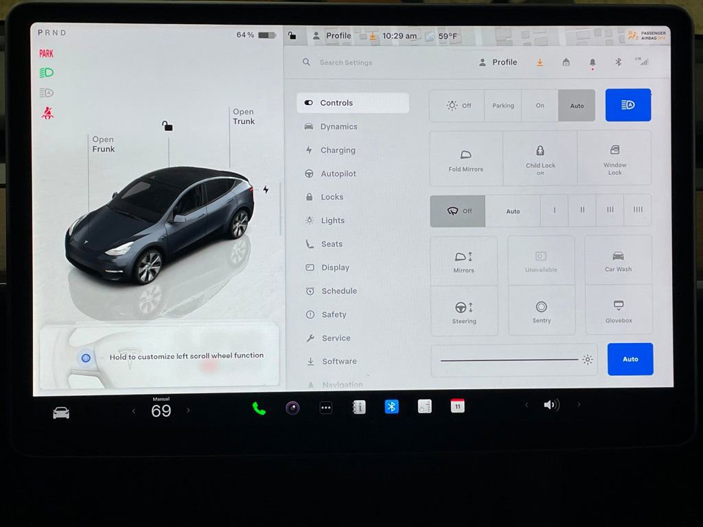 Used 2022 Tesla Model Y Long Range image 25