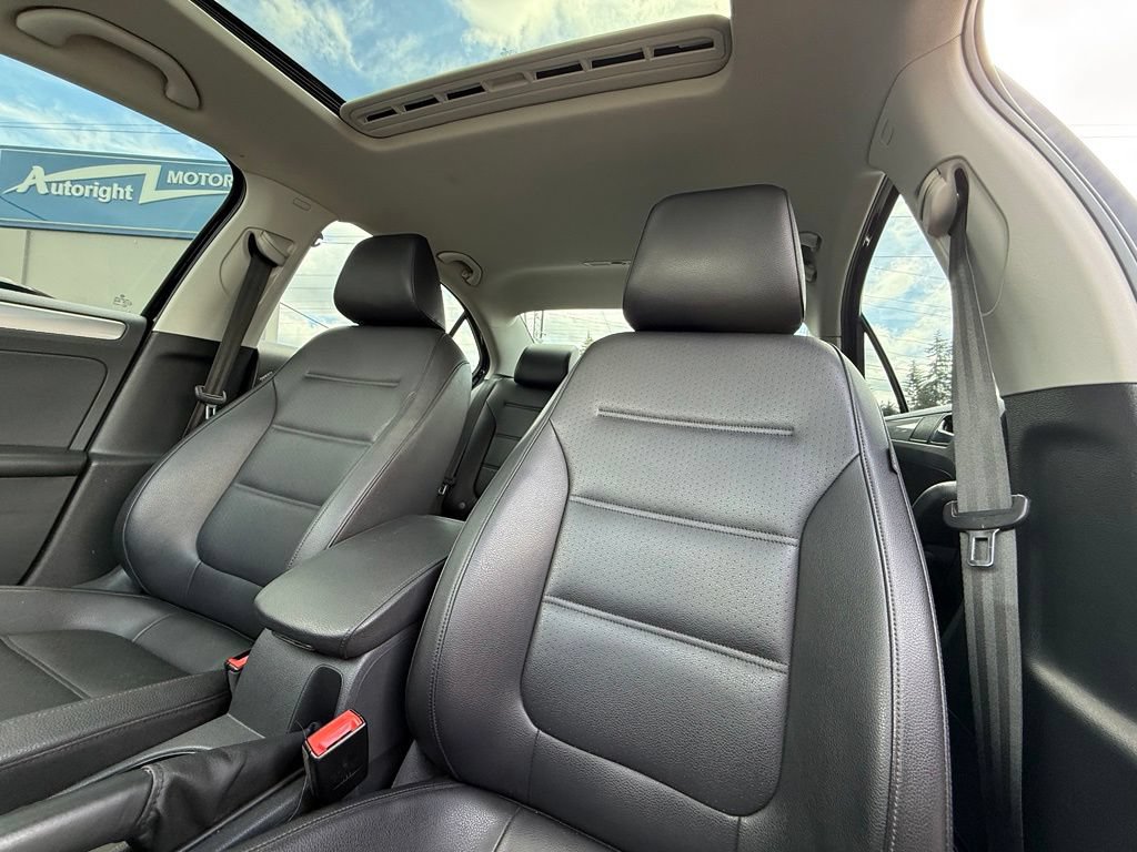 Used 2016 Volkswagen Jetta SE FWD image 13