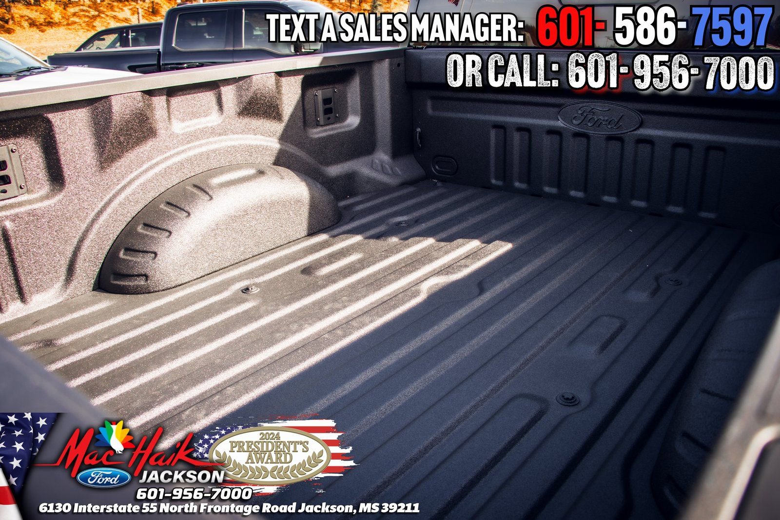 New 2026 Ford F250 Lariat w/ Black Appearance Package image 38