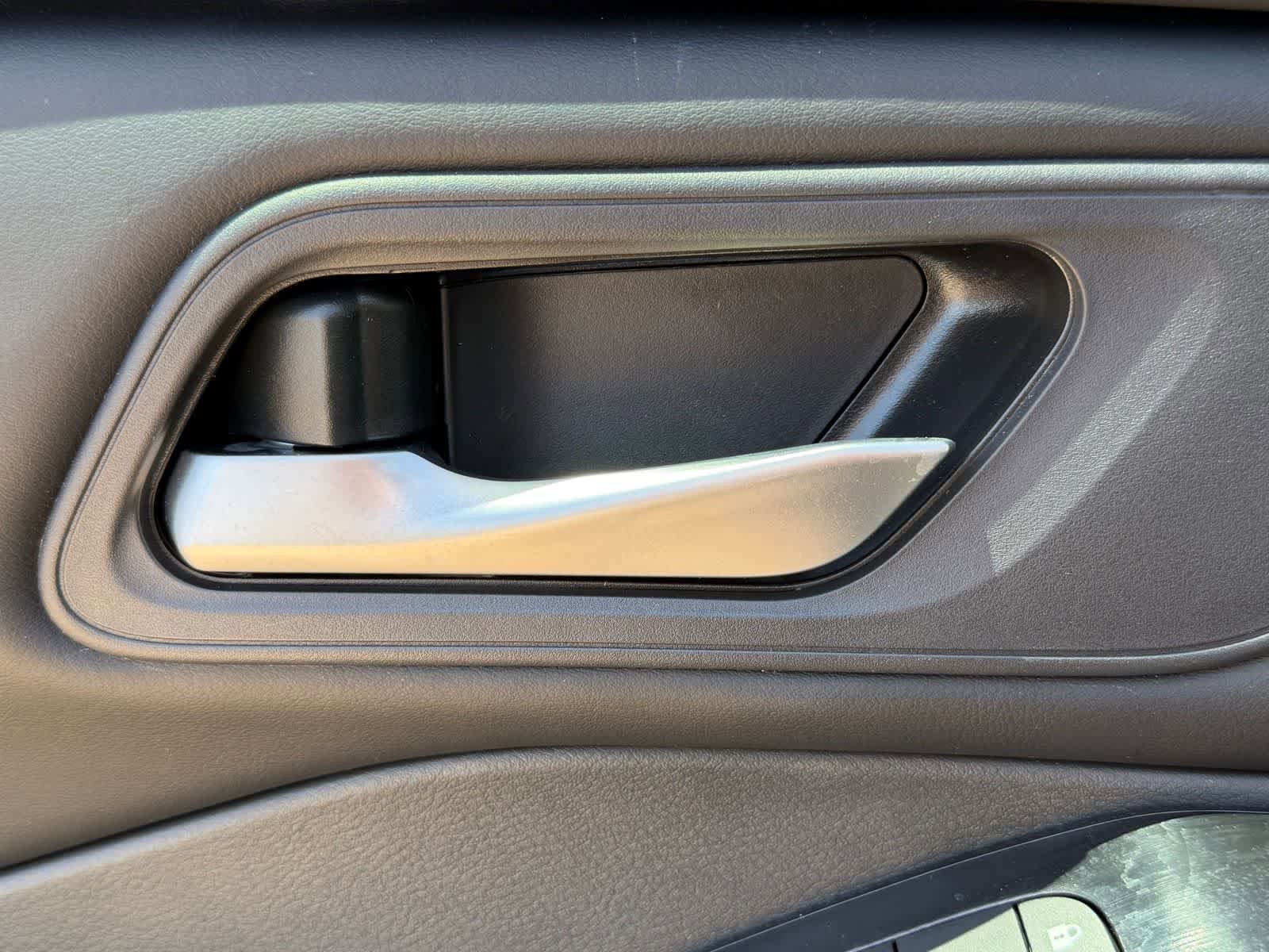 New 2026 Nissan Rogue SV FWD image 17