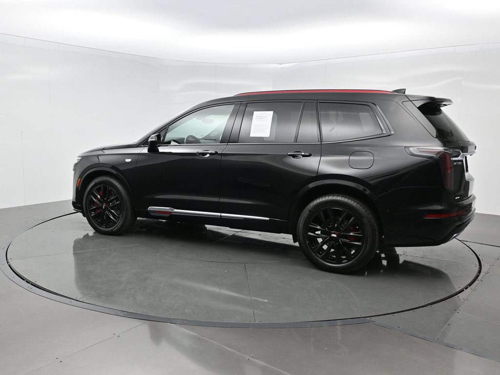 Used 2025 Cadillac XT6 Sport w/ Platinum Package AWD/4WD image 3