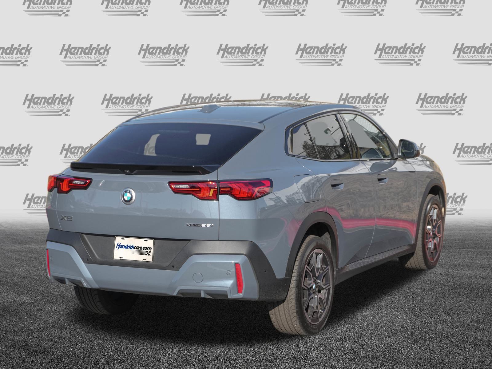 Certified 2025 BMW X2 xDrive28i image 9