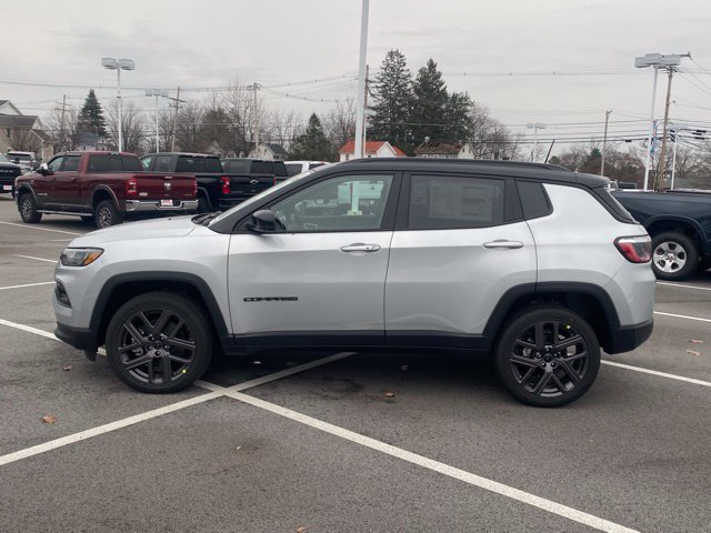 New 2026 Jeep Compass Limited AWD/4WD image 4