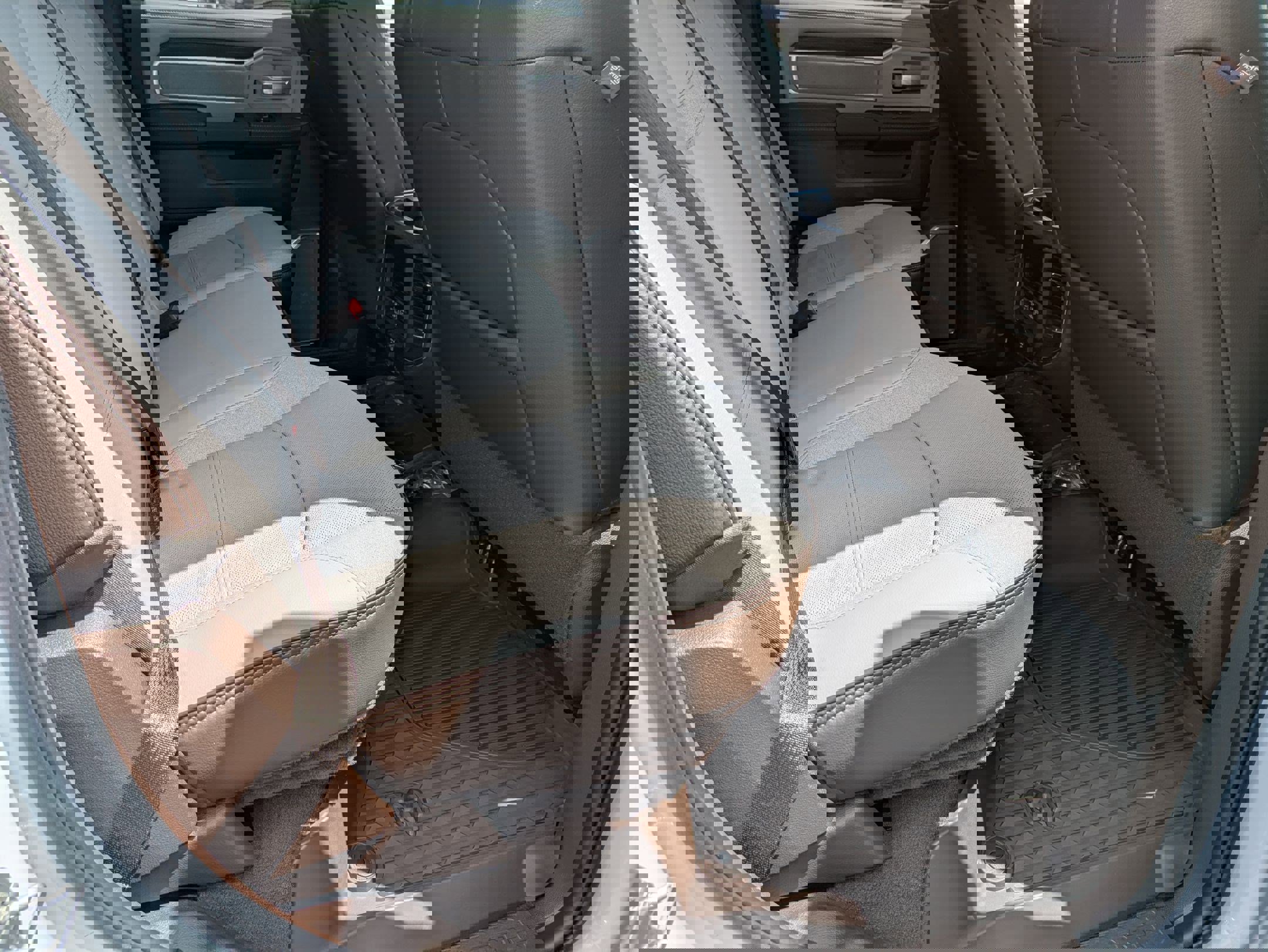 New 2026 RAM 3500 Laramie image 34