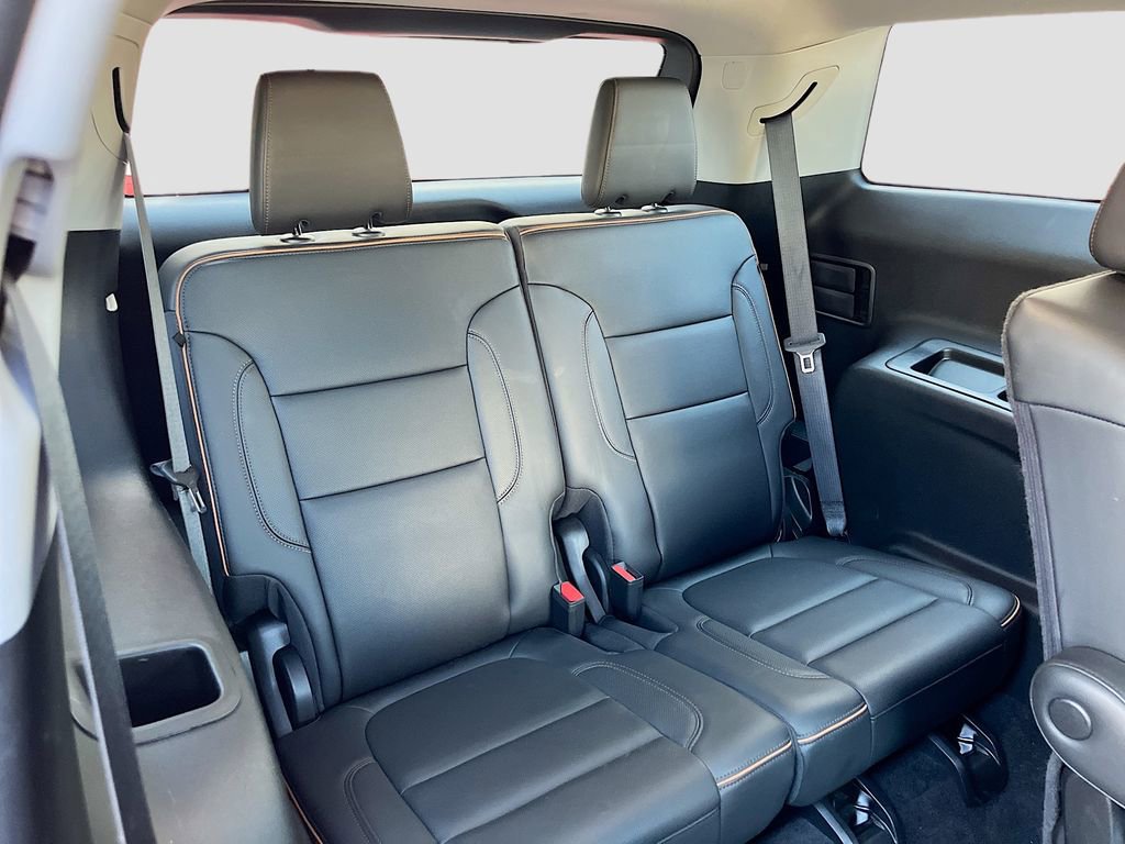 Used 2023 GMC Acadia AT4 w/ Technology Package image 29