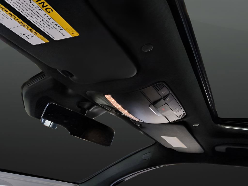 Used 2023 Mercedes-Benz GLC 300 4MATIC Coupe image 27