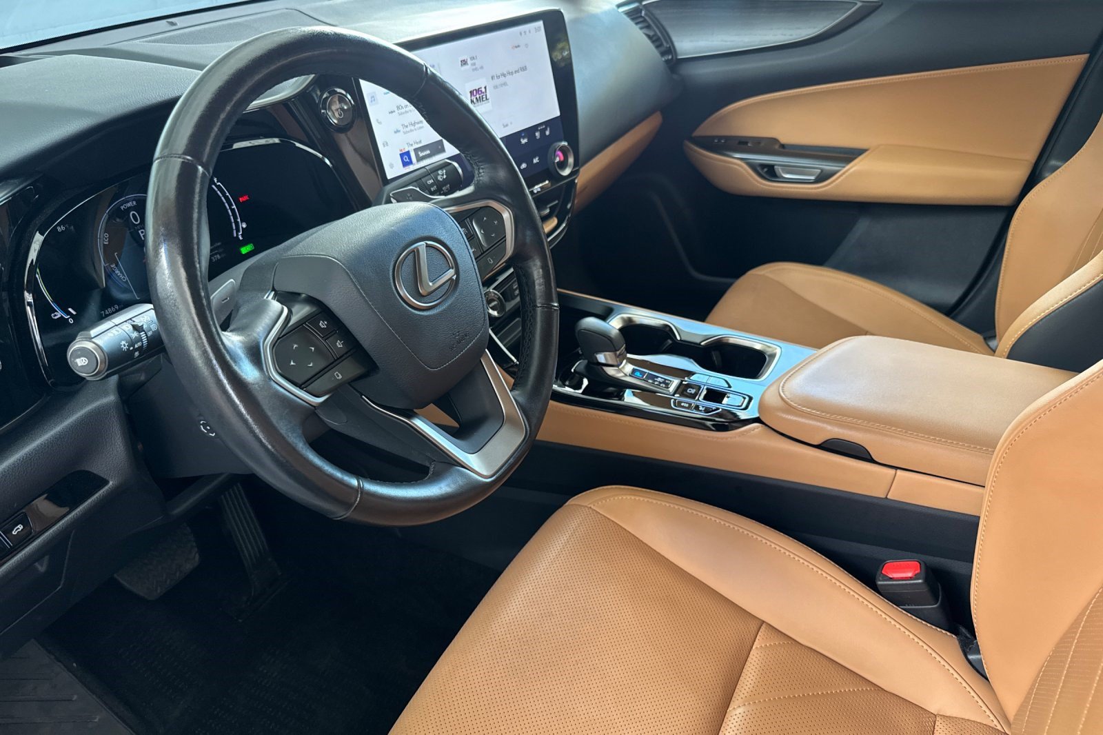 Used 2024 Lexus NX 450h+ AWD w/ Vision Package image 11