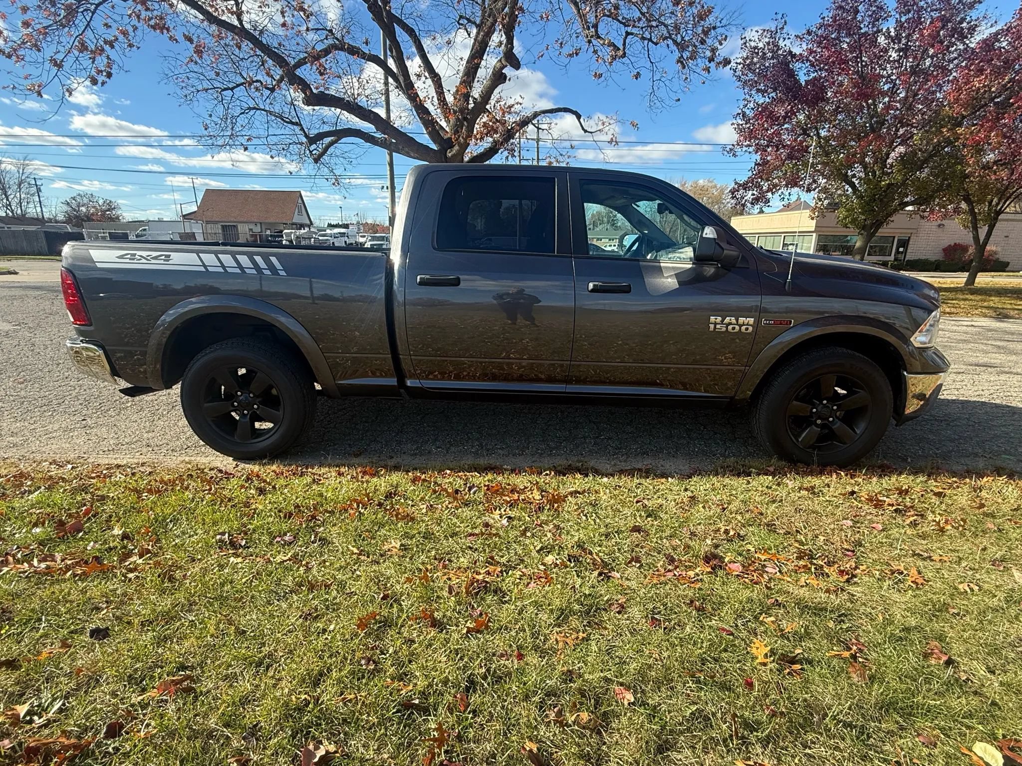Used 2018 RAM 1500 Outdoorsman AWD/4WD image 4