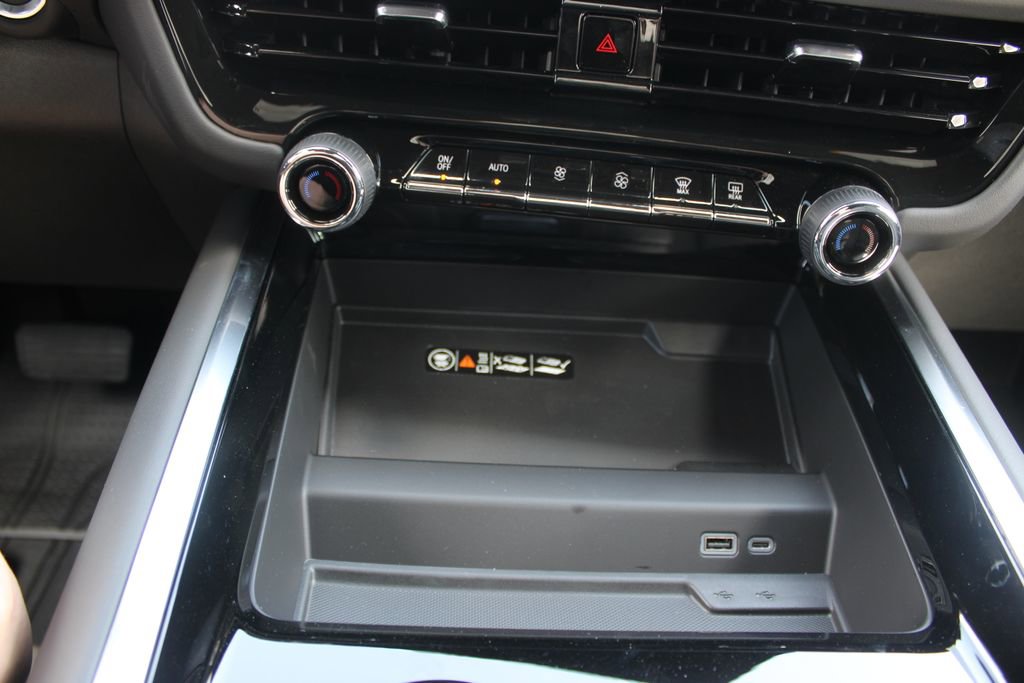 New 2026 Chevrolet Tahoe Premier w/ Sun And Tow Package image 44