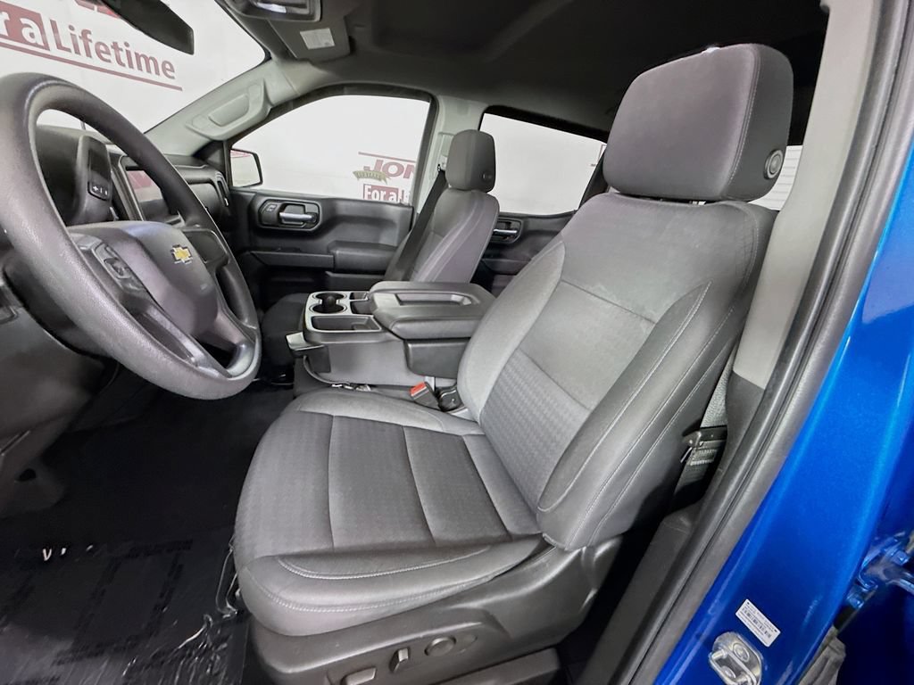 Used 2022 Chevrolet Silverado 1500 Custom w/ LPO, Dark Essentials Package AWD/4WD image 22