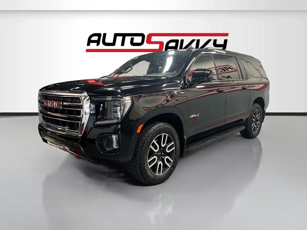 Used 2024 GMC Yukon XL AT4 w/ Technology Package AWD/4WD image 3