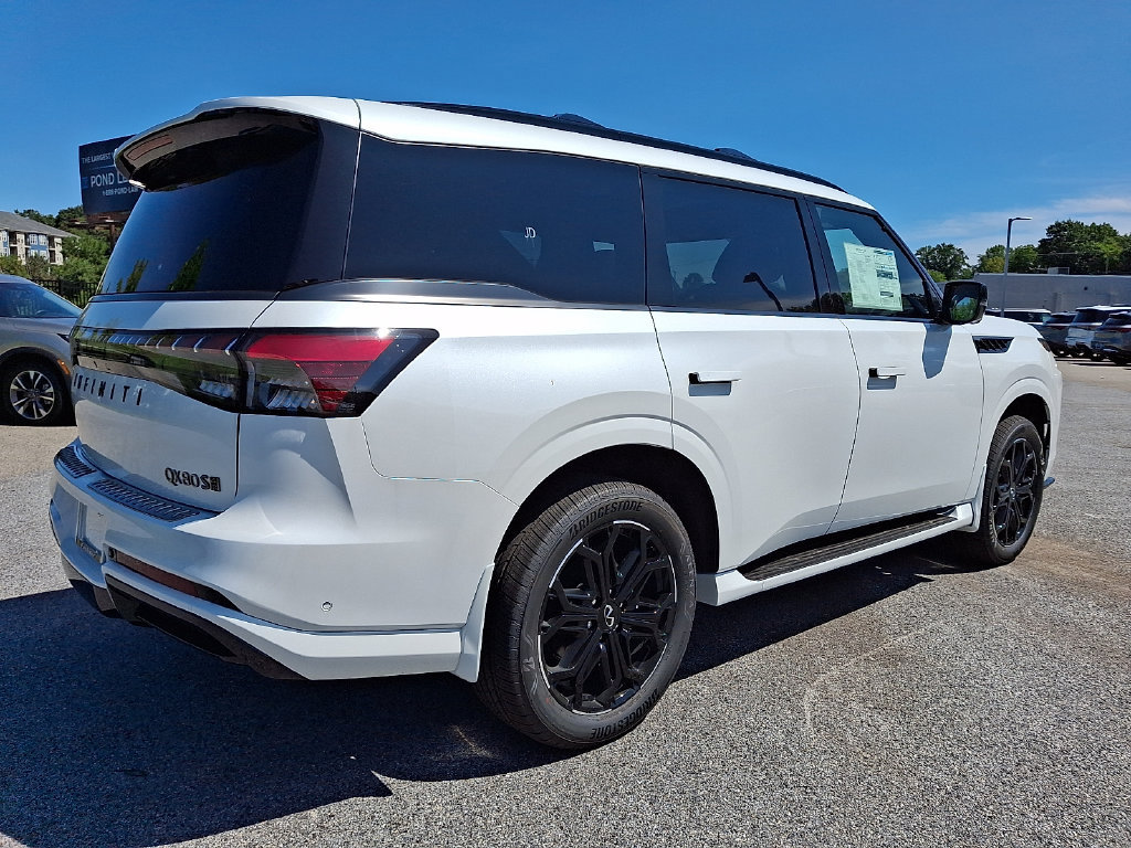 New 2027 INFINITI QX80 Sensory AWD/4WD image 4