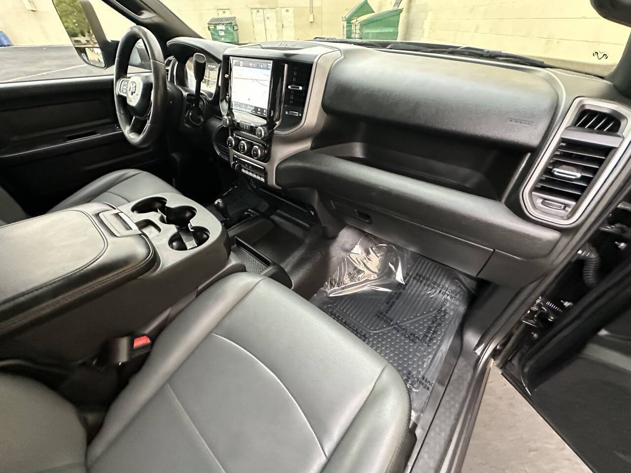 Used 2022 RAM 3500 Tradesman w/ Chrome Appearance Group AWD/4WD image 28