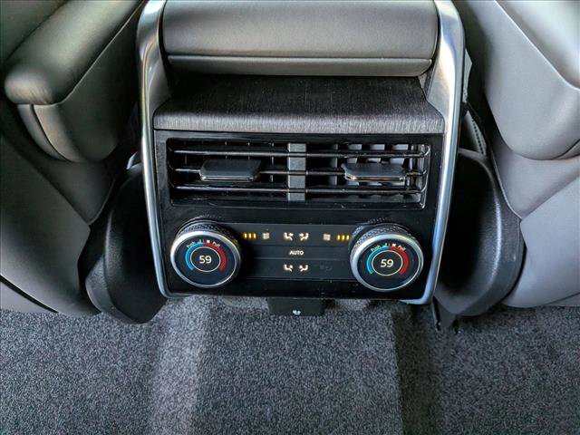 Certified 2025 Land Rover Range Rover SE image 18