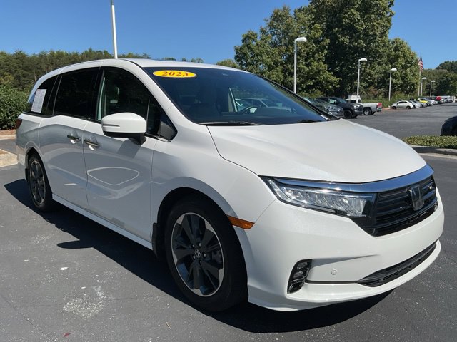 Used 2023 Honda Odyssey Elite image 5