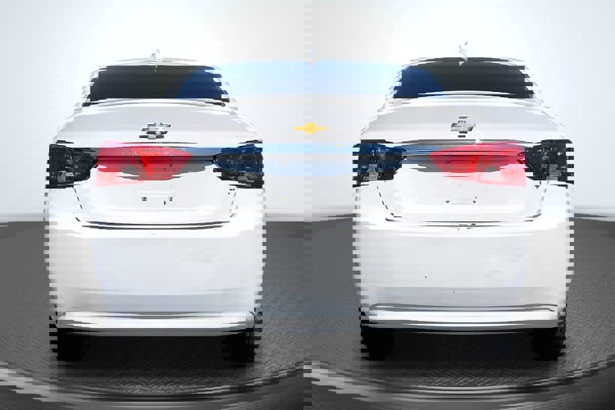 Used 2019 Chevrolet Impala LT image 4