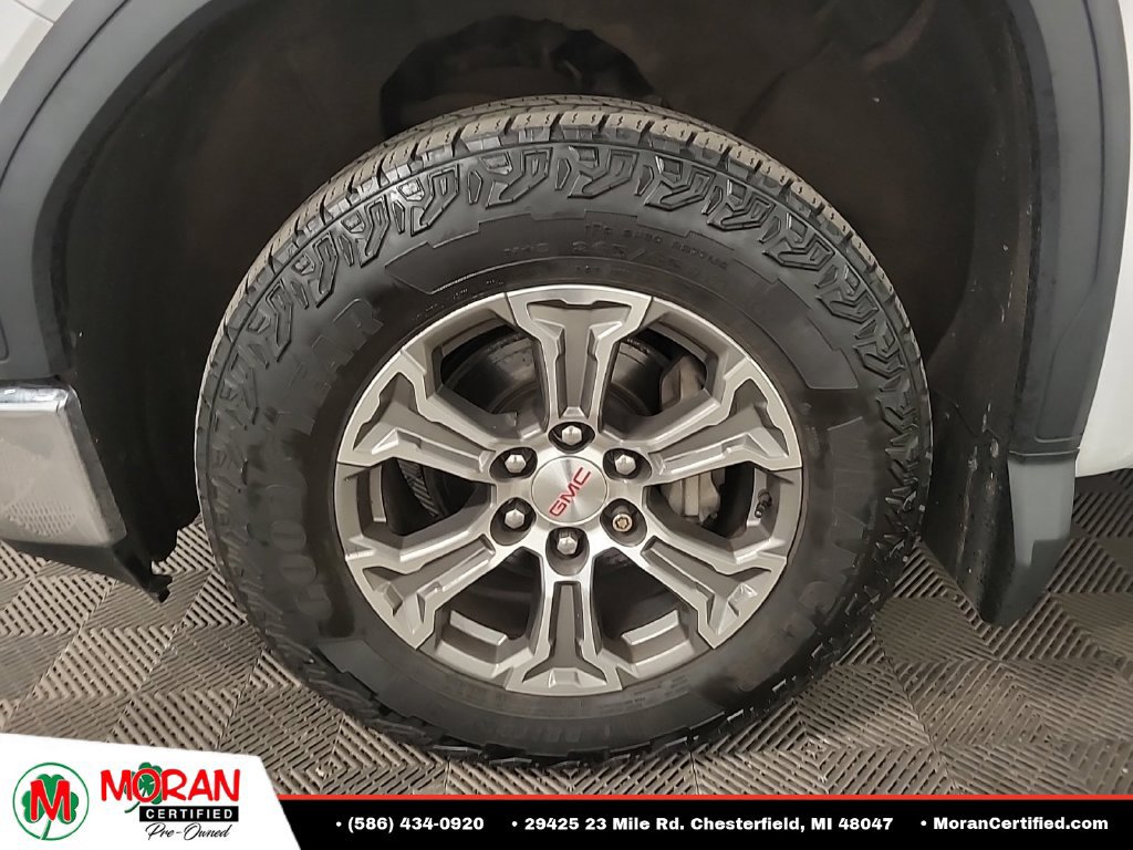 Used 2019 GMC Sierra 1500 SLE w/ X31 Off-Road Package AWD/4WD image 2